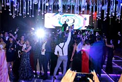 Graduaciones. Grupo musical versátil